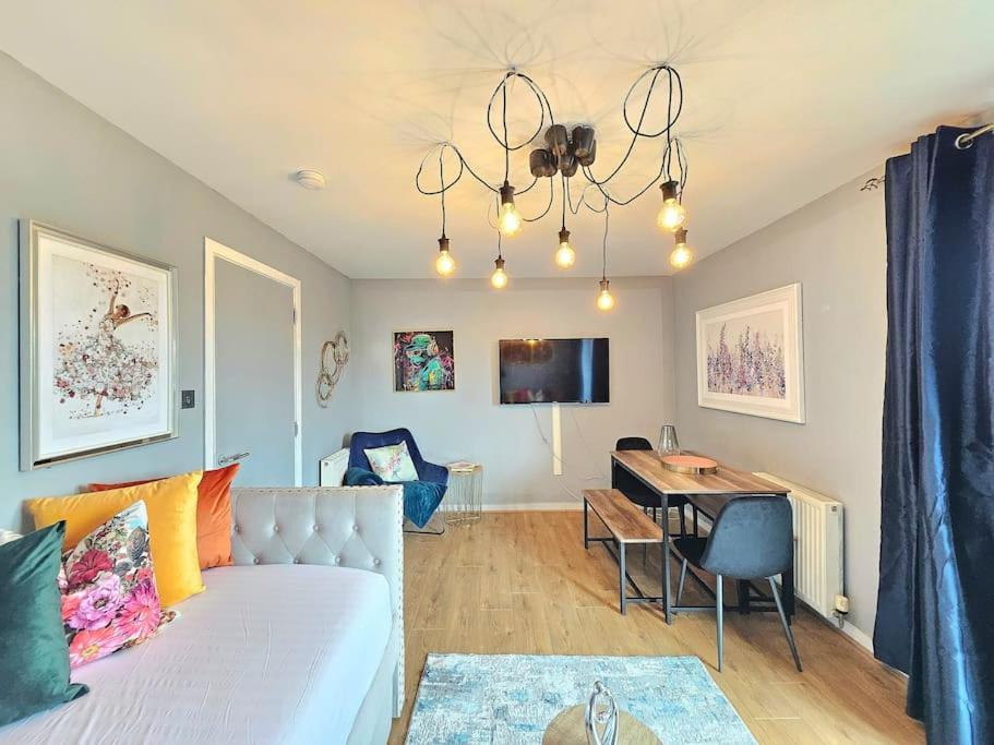 4 Separate Beds, Sleeps 6, Beautiful 2 Bed Apt Apartman Edinburgh Kültér fotó